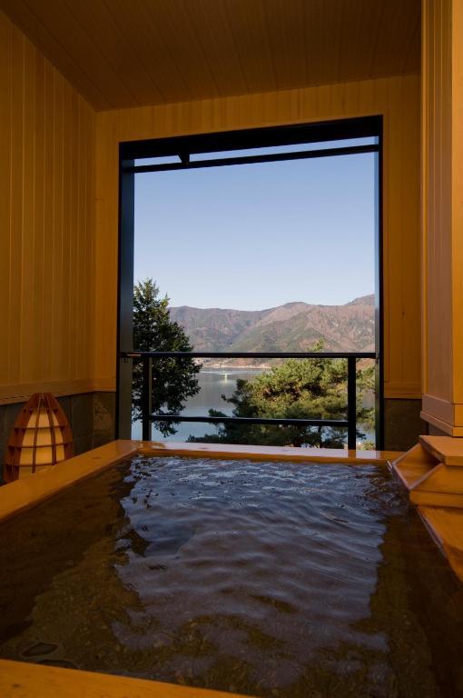 Rakuyu Hotel Fujikawaguchiko Eksteriør billede